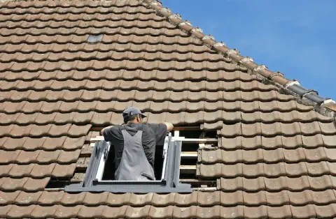 Pose de velux - Saint-Savinien